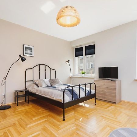 Apartments Cracow Chopina By Noclegi Renters Cracovia Esterno foto